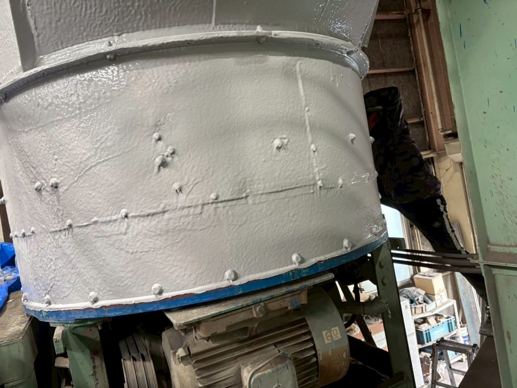 混練機修正後の写真